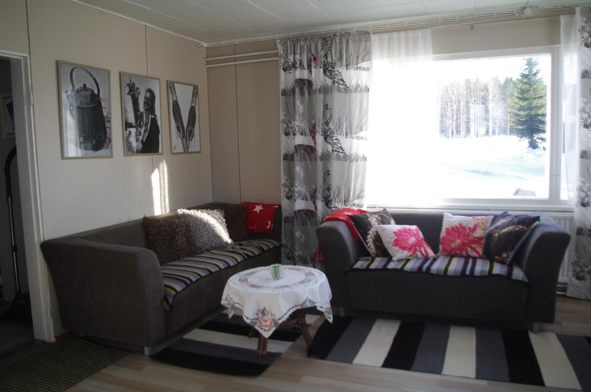 Aneen Loma Vacation And Cottages Posio Room photo