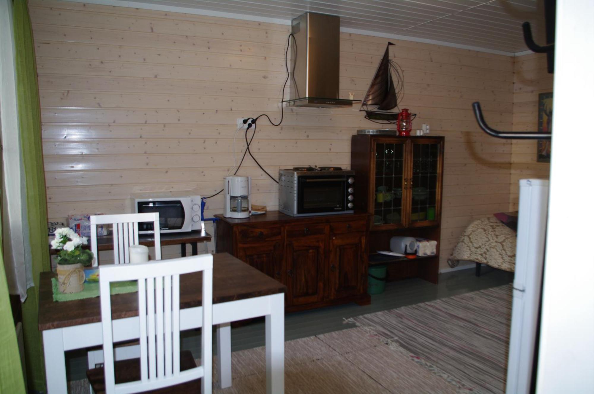Aneen Loma Vacation And Cottages Posio Room photo